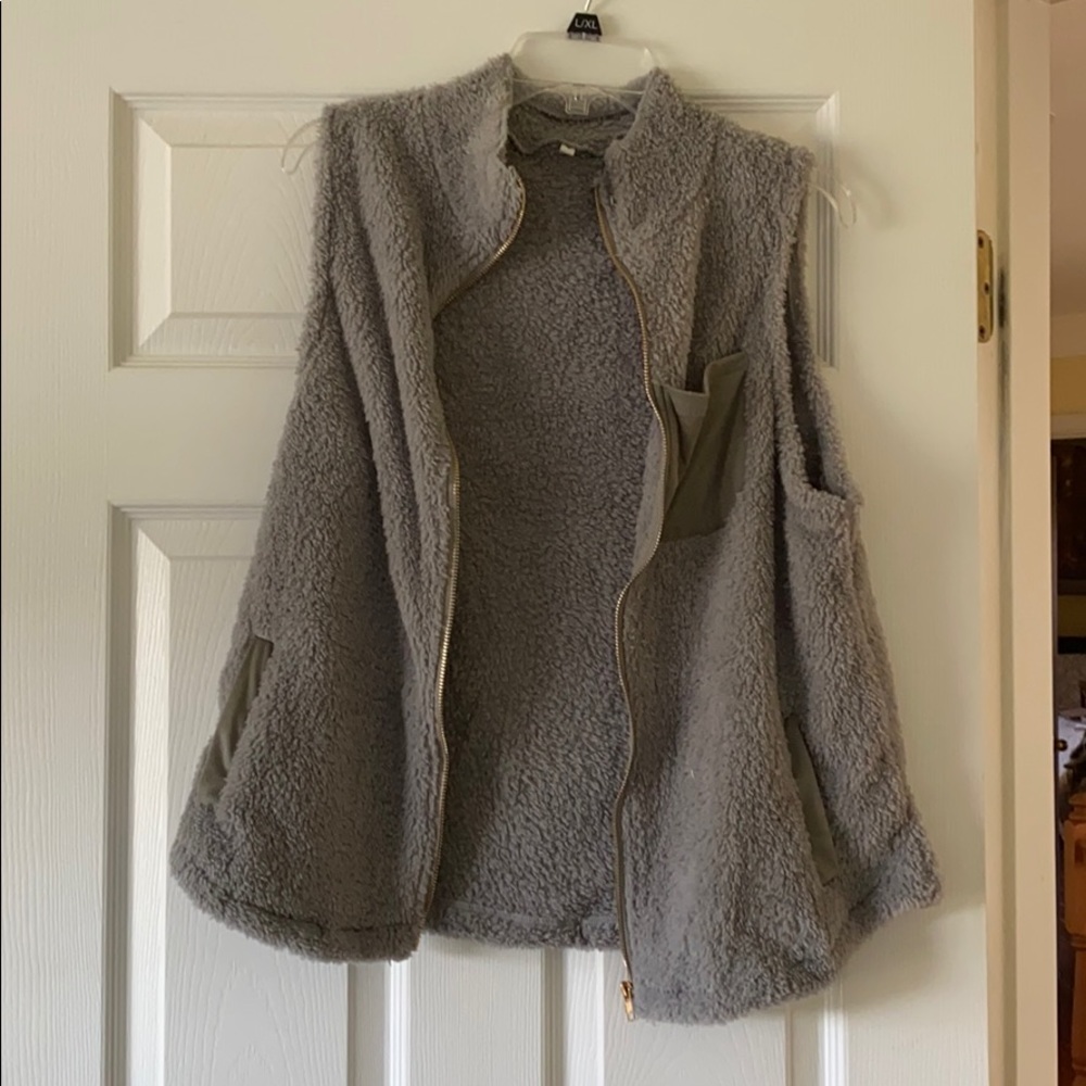 Fleece Zipper Vest